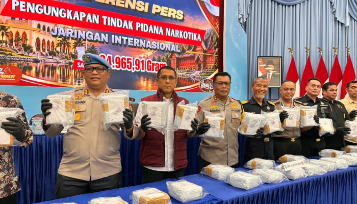 Bongkar Jalur Narkoba Internasional, Polda Riau Sita 35 Kg Sabu dan Tangkap 5 Tersangka